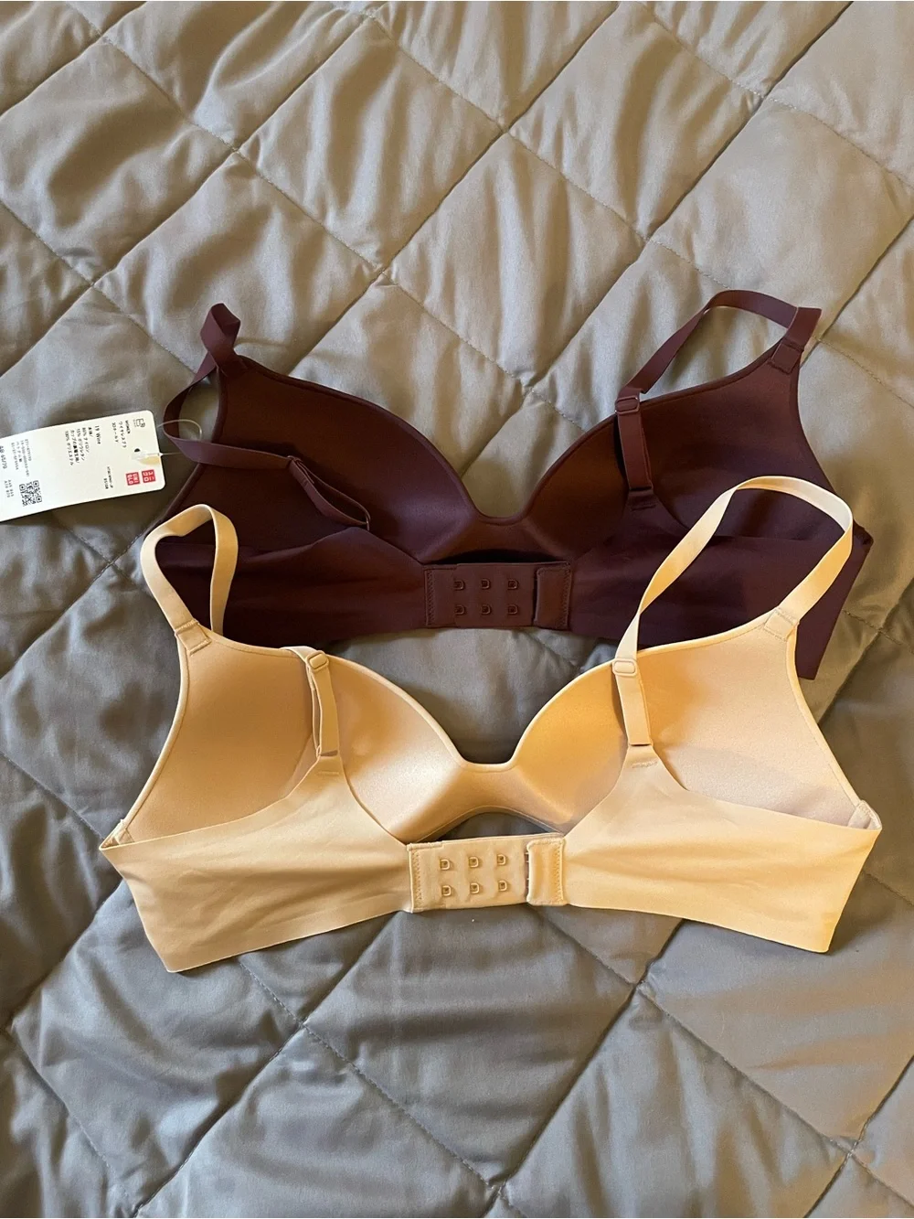 Uniqlo Wireless 3D Hold Bra - Nude and Purple From Japan NWT